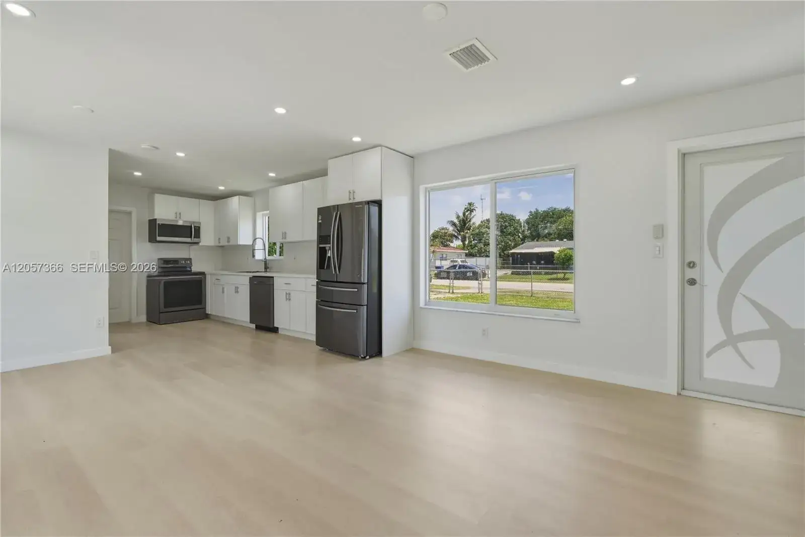 3 bedroom 1 bath Residential for sale at 20440 NW 20th ct, Miami Gardens FL 33056
