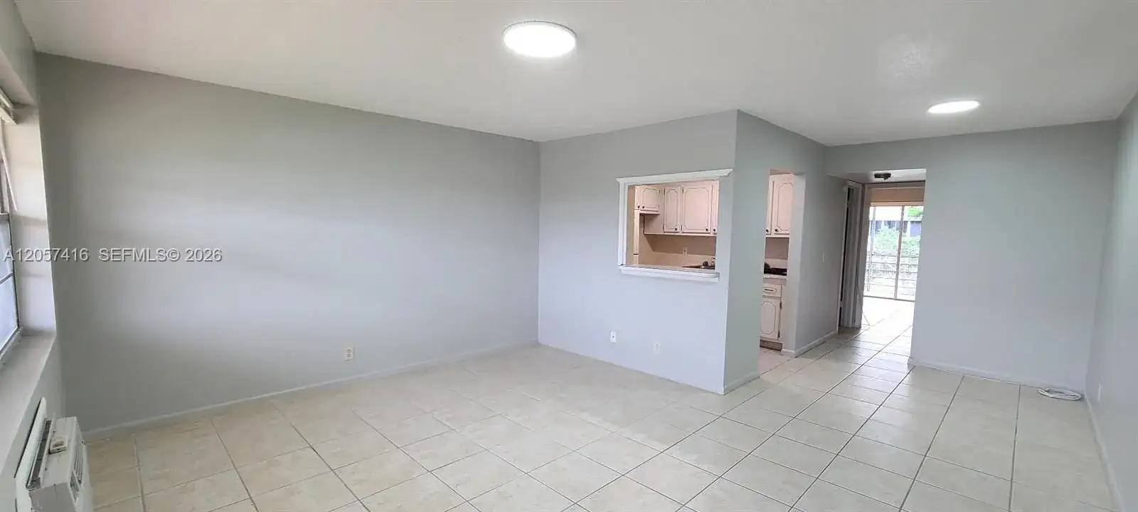 1 bedroom 1 bath Residential Lease for rent at 125 Canterbury  E # 125, West Palm Beach FL 33417