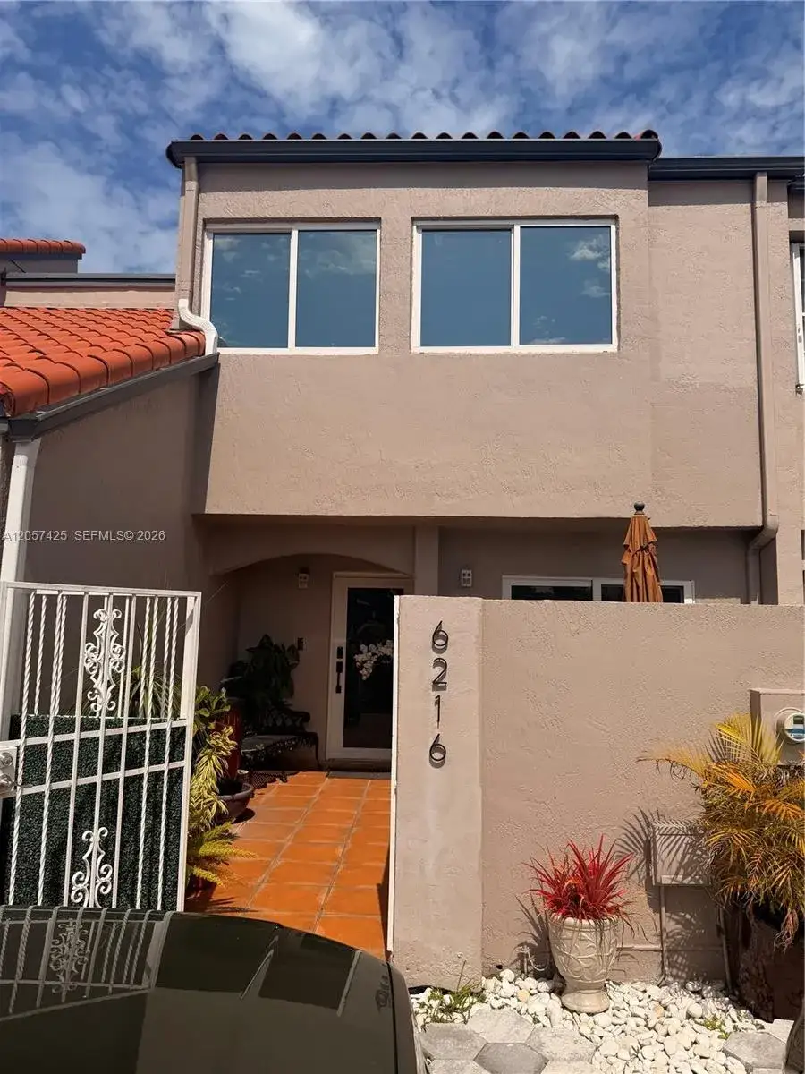 2 bedroom 2 bath Residential Lease for rent at 6216 SW 129th Ave, Miami FL 33183