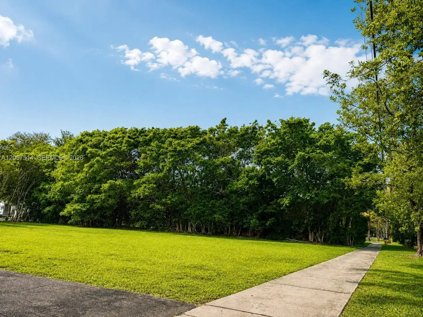 Commercial Land for sale at 1820 NE 153rd St, North Miami Beach FL 33162