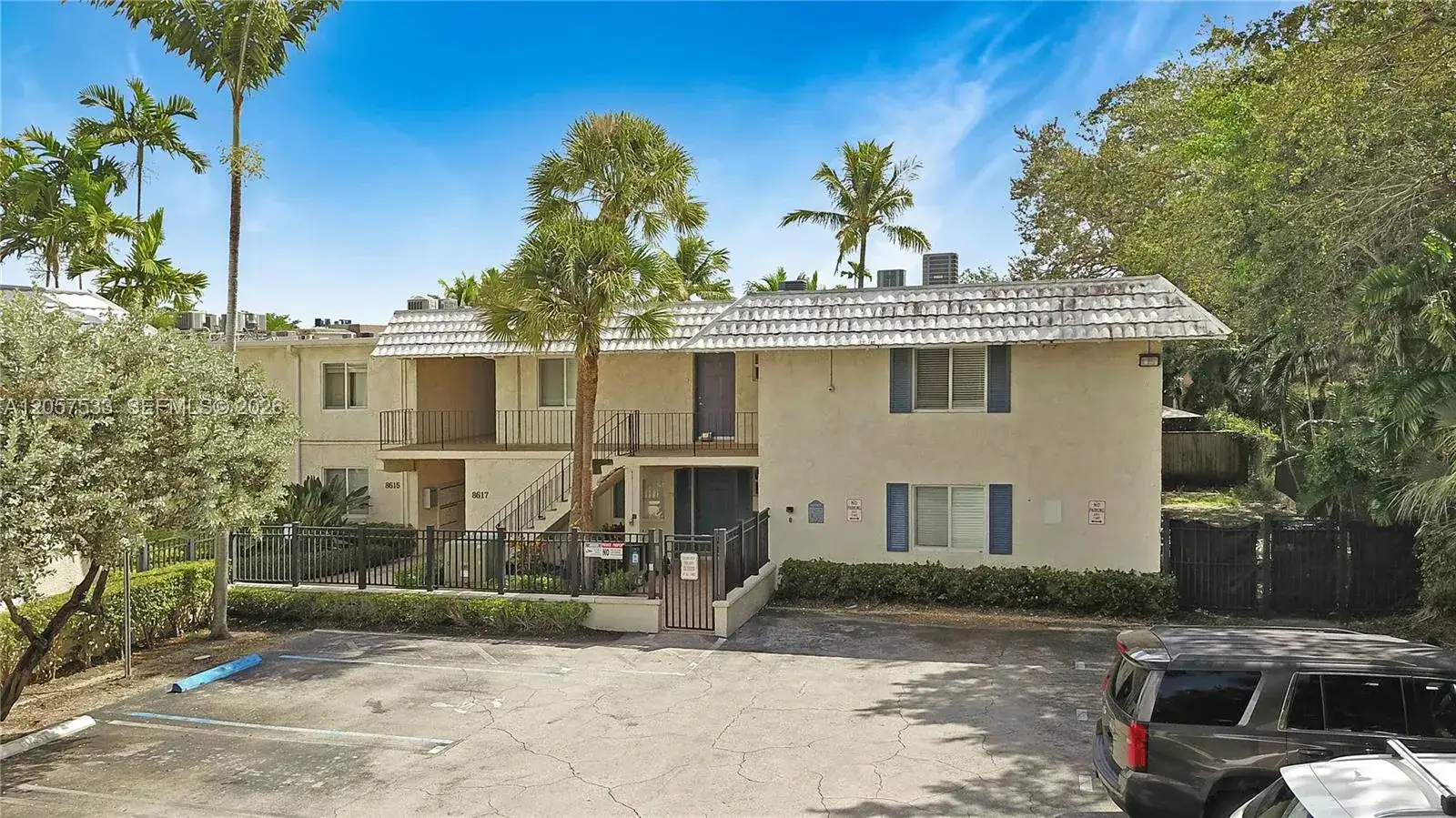 2 bedroom 1 bath Residential for sale at 8617 SW 68th Ct # 24, Pinecrest FL 33156