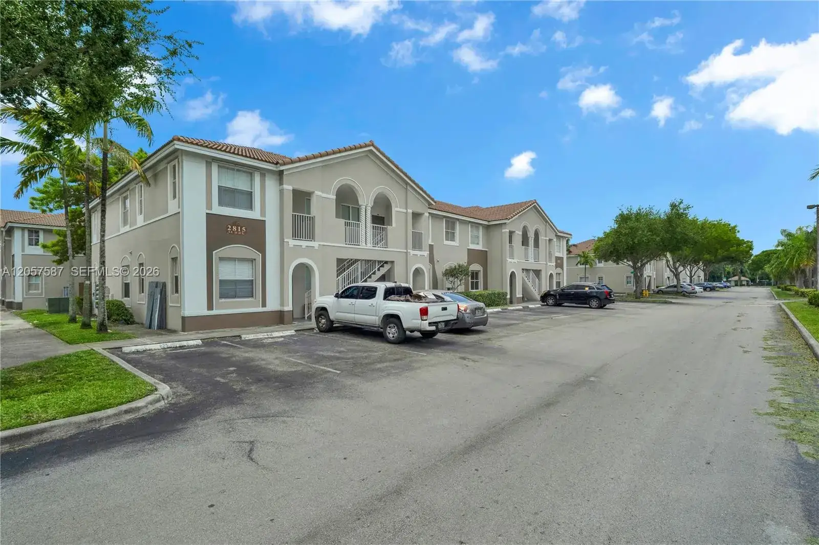 3 bedroom 2 bath Residential for sale at 2815 SE 16th Ave # 102, Homestead FL 33035