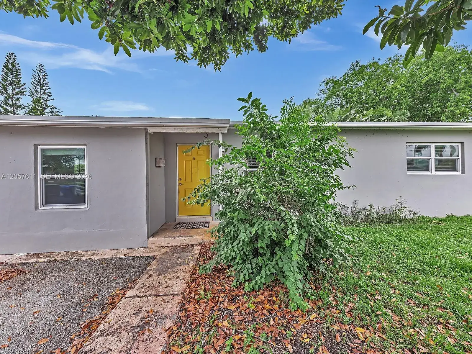 3 bedroom 1 bath Residential for sale at 1636 NE 15th Ave, Fort Lauderdale FL 33305