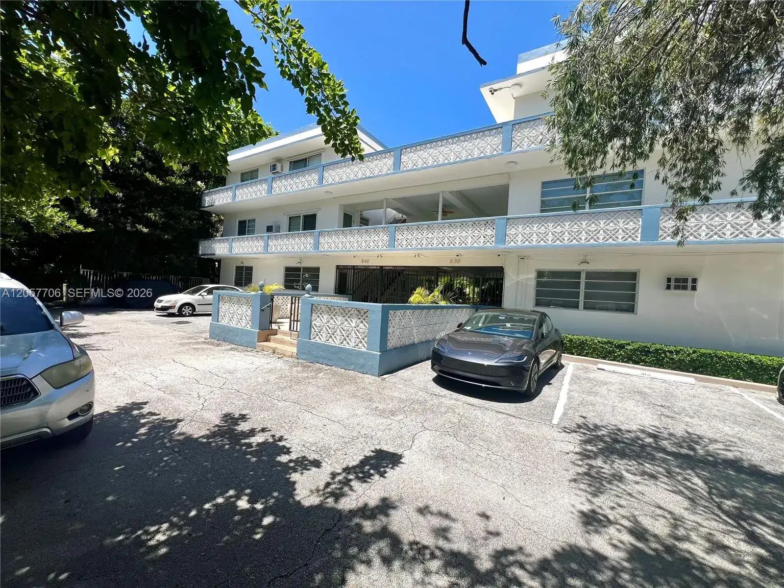 1 bedroom 1 bath Residential Lease for rent at 640 Pennsylvania Ave # 10, Miami Beach FL 33139