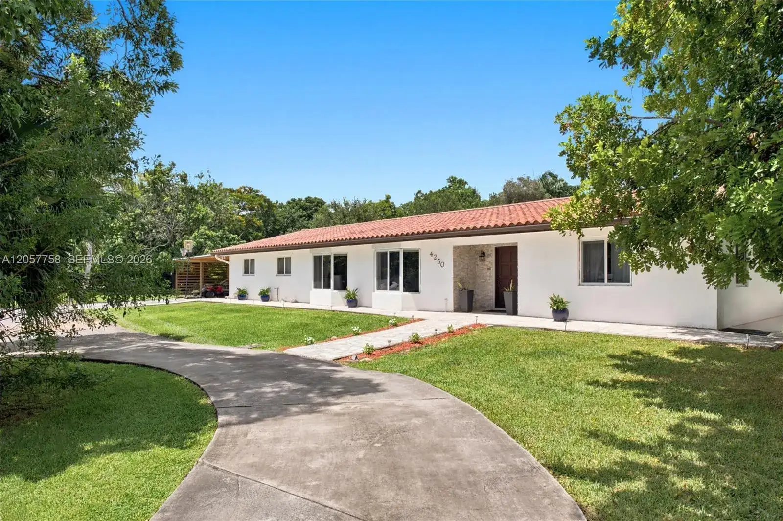 4 bedroom 3 bath Residential for sale at 4250 SW 139th Ave, Miramar FL 33027