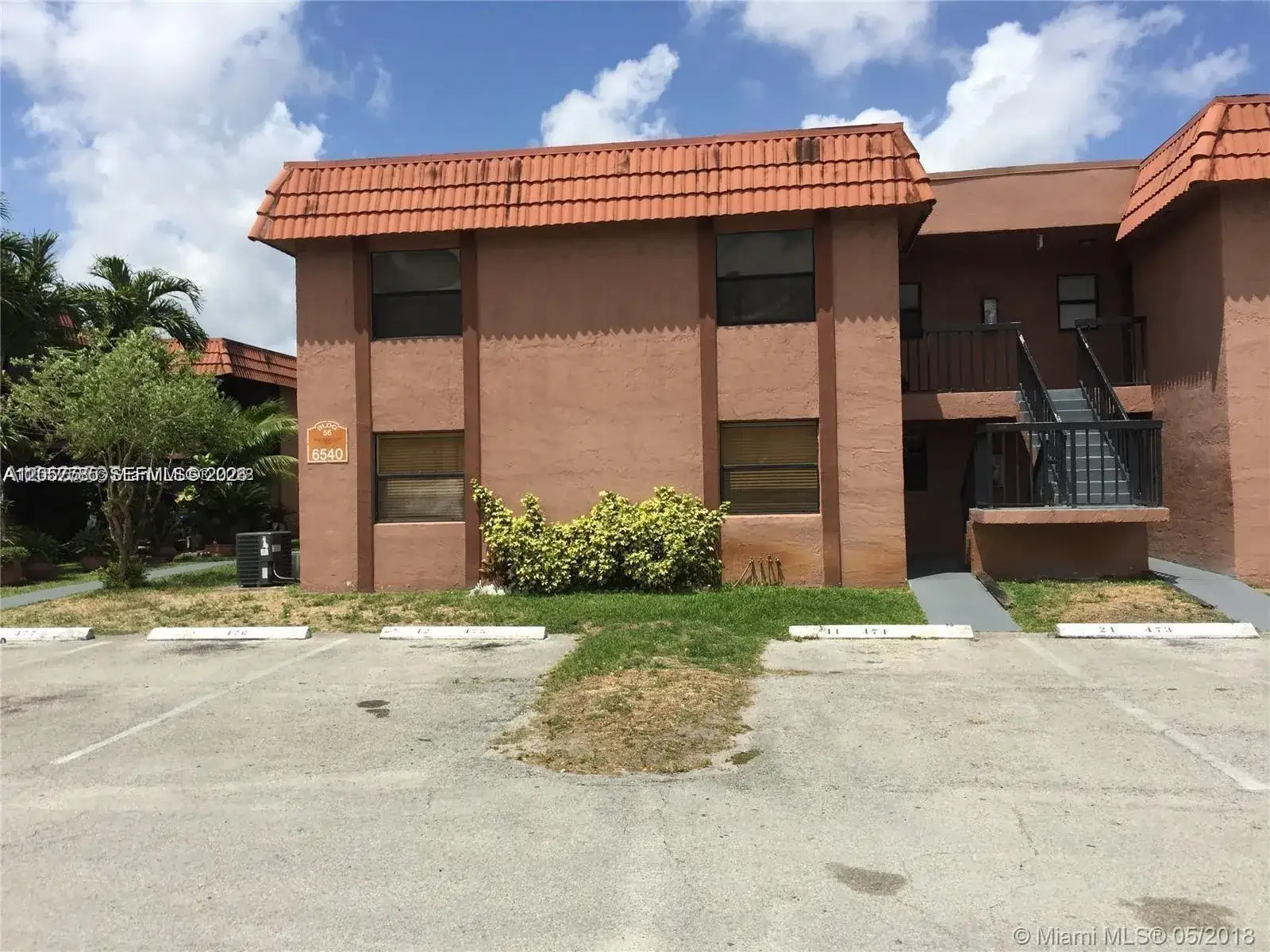 3 bedroom 2 bath Residential Lease for rent at 6540 W 27th Ct # 22, Hialeah FL 33016