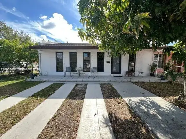 3 bedroom 1 bath Residential for sale at 13002 SW 48th St, Miami FL 33175