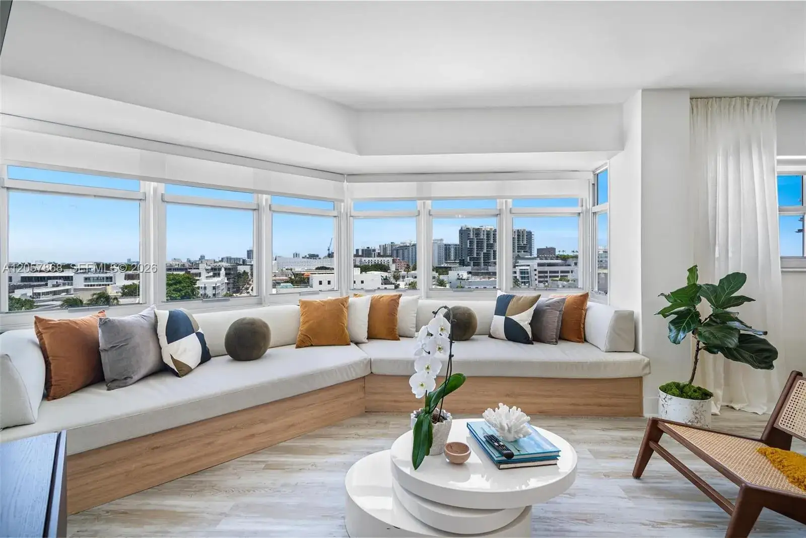 1 bedroom 1 bath Residential for sale at 1881 Washington Ave # 8C, Miami Beach FL 33139