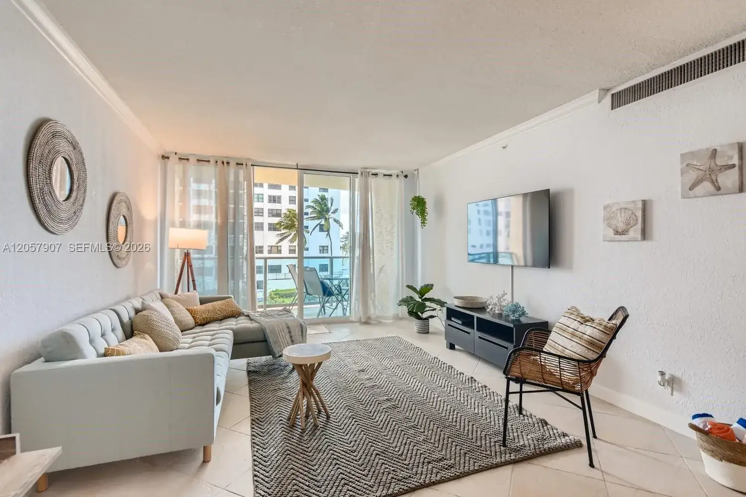 1 bedroom 1 bath Residential Lease for rent at 2501 S Ocean Dr # 308, Hollywood FL 33019