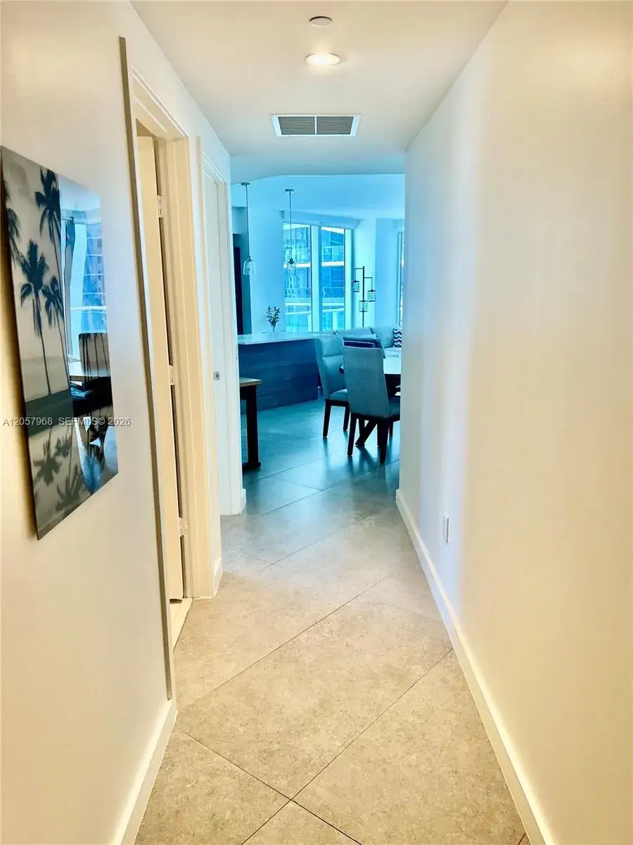 2 bedroom 2 bath Residential Lease for rent at 1100 S Miami Ave # 2910, Miami FL 33130
