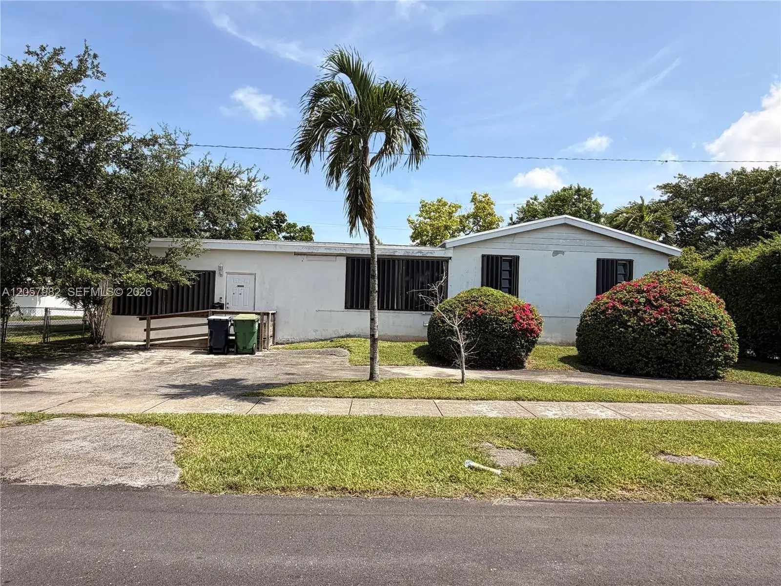 3 bedroom 3 bath Residential for sale at 8371 SW 27th Ter, Miami FL 33155