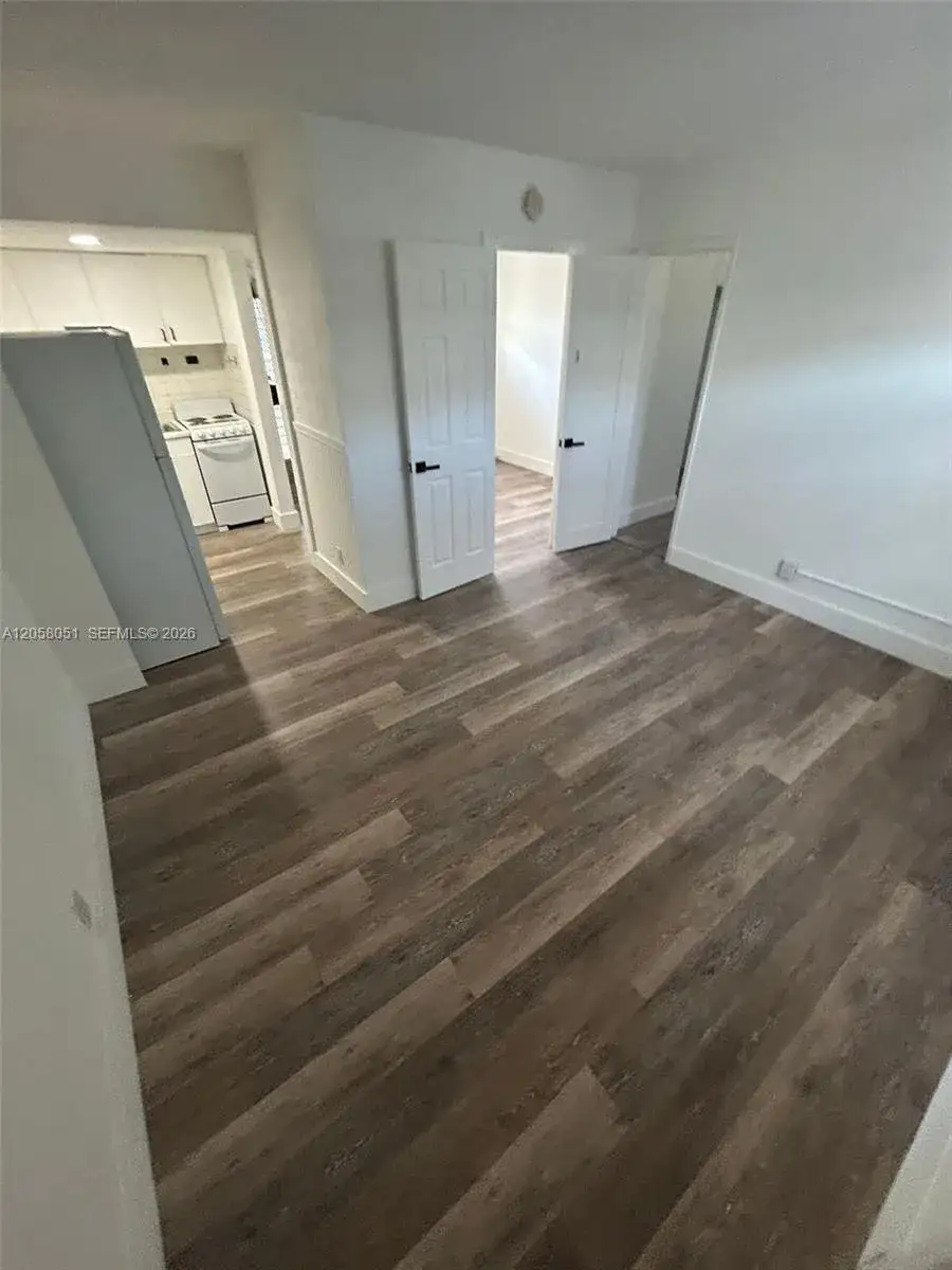 2 bedroom 1 bath Residential Lease for rent at 1035 N Andrews Ave # 6, Fort Lauderdale FL 33311
