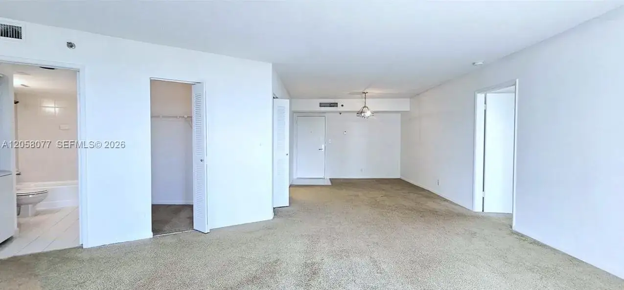 1 bedroom 2 bath Residential Lease for rent at 3300 NE 192nd St # 809, Aventura FL 33180