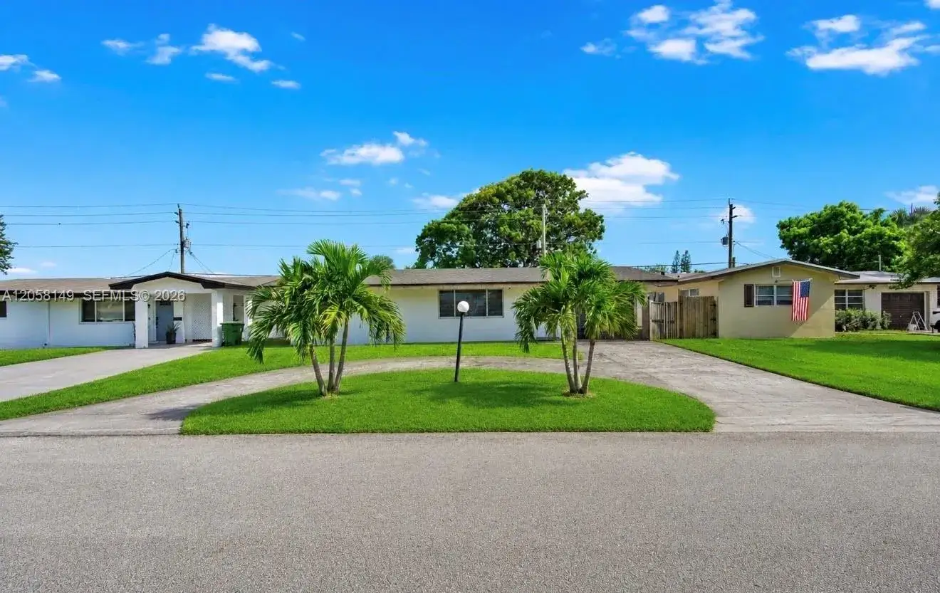 3 bedroom 2 bath Residential for sale at 8720 NW 11th St, Pembroke Pines FL 33024