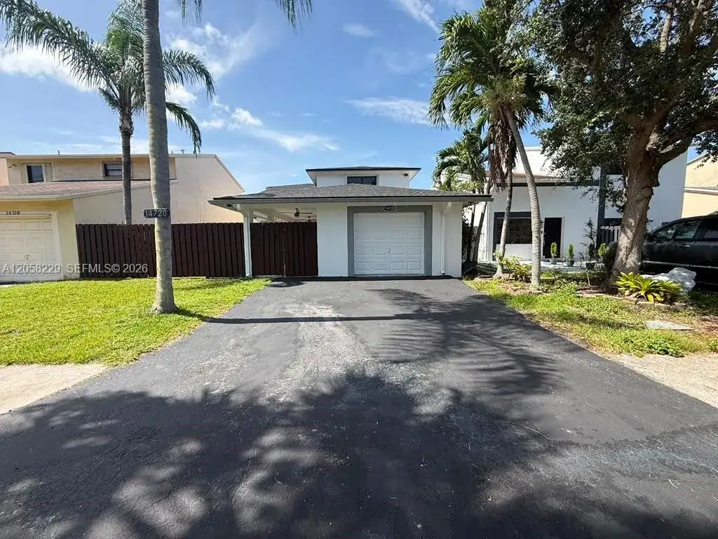4 bedroom 3 bath Residential for sale at 14720 SW 106th Ter, Miami FL 33196