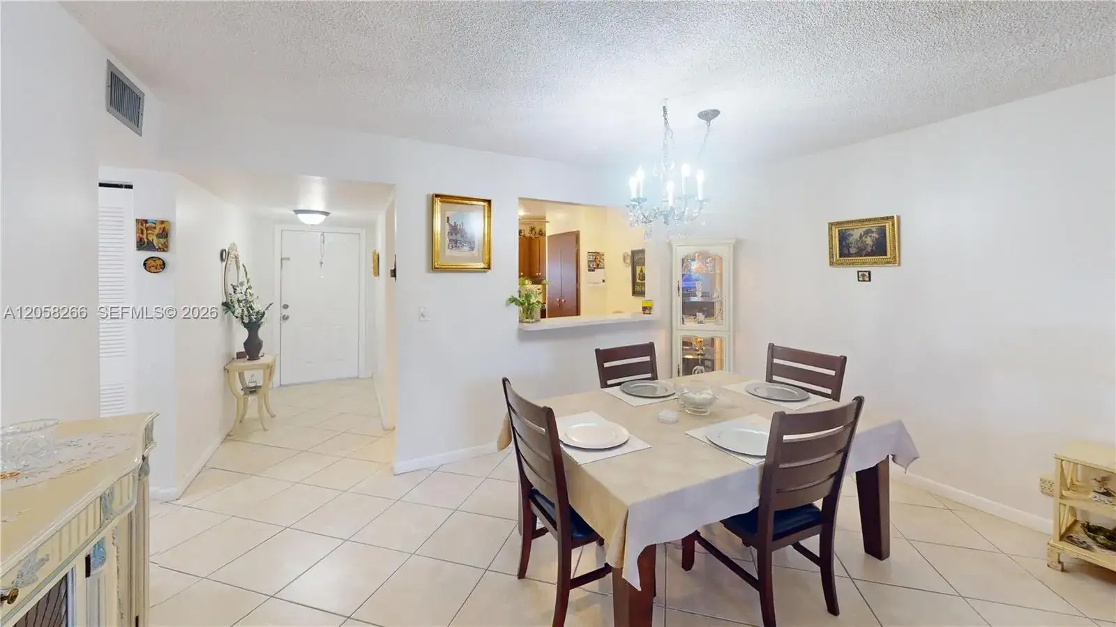 2 bedroom 2 bath Residential for sale at 9320 Sunrise Lakes Blvd # 303, Sunrise FL 33322