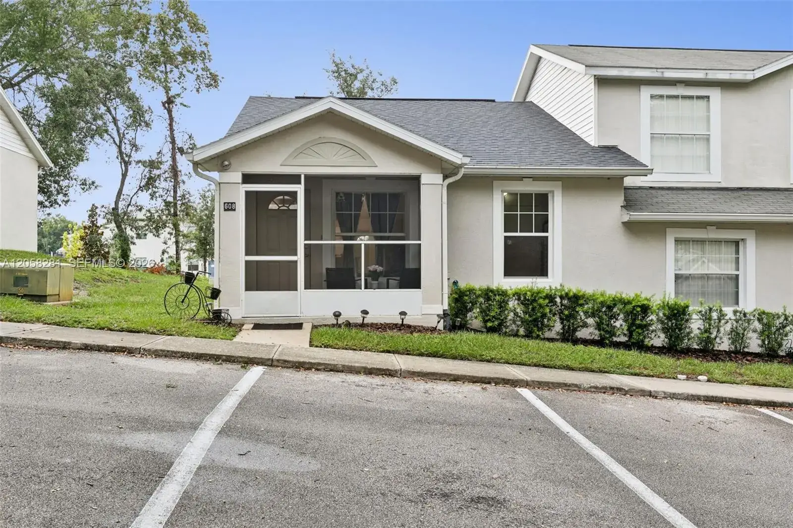 2 bedroom 2 bath Residential for sale at 608 S Grand Hwy, Clermont FL 34711