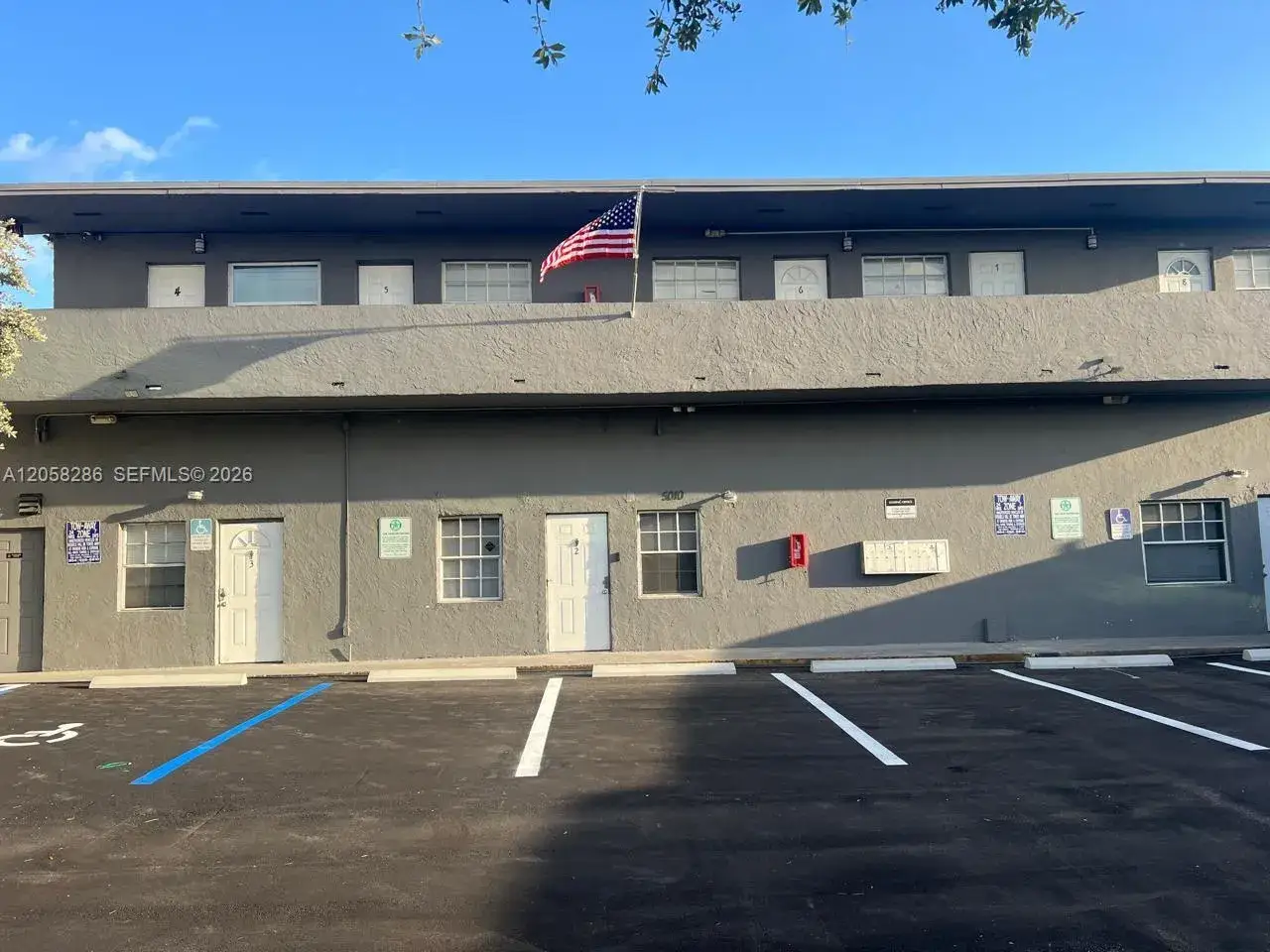 1 bath Residential Lease for rent at 5010 Pembroke Rd # 7, West Park FL 33021