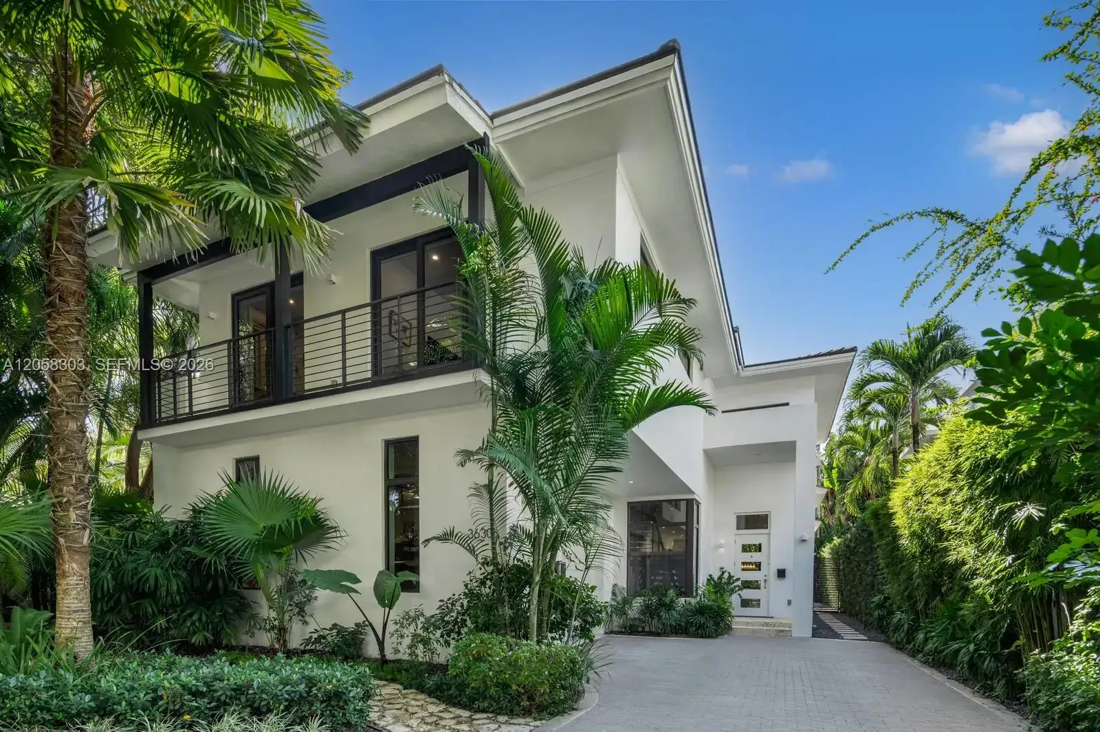4 bedroom 4 bath Residential for sale at 3630 Avocado Ave, Miami FL 33133