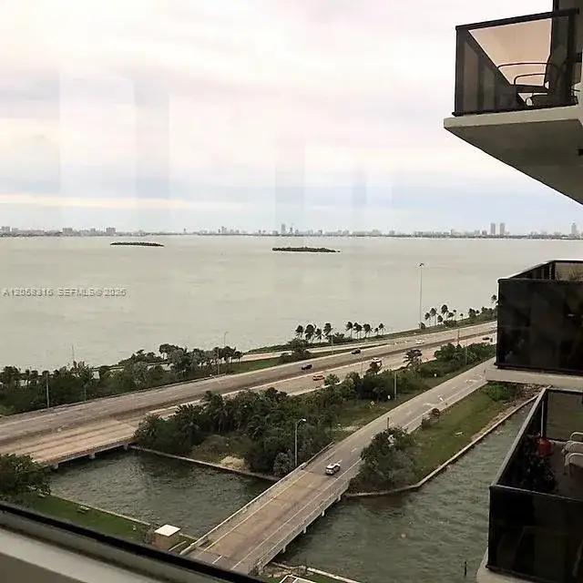 2 bedroom 2 bath Residential for sale at 600 NE 36th St # T1, Miami FL 33137