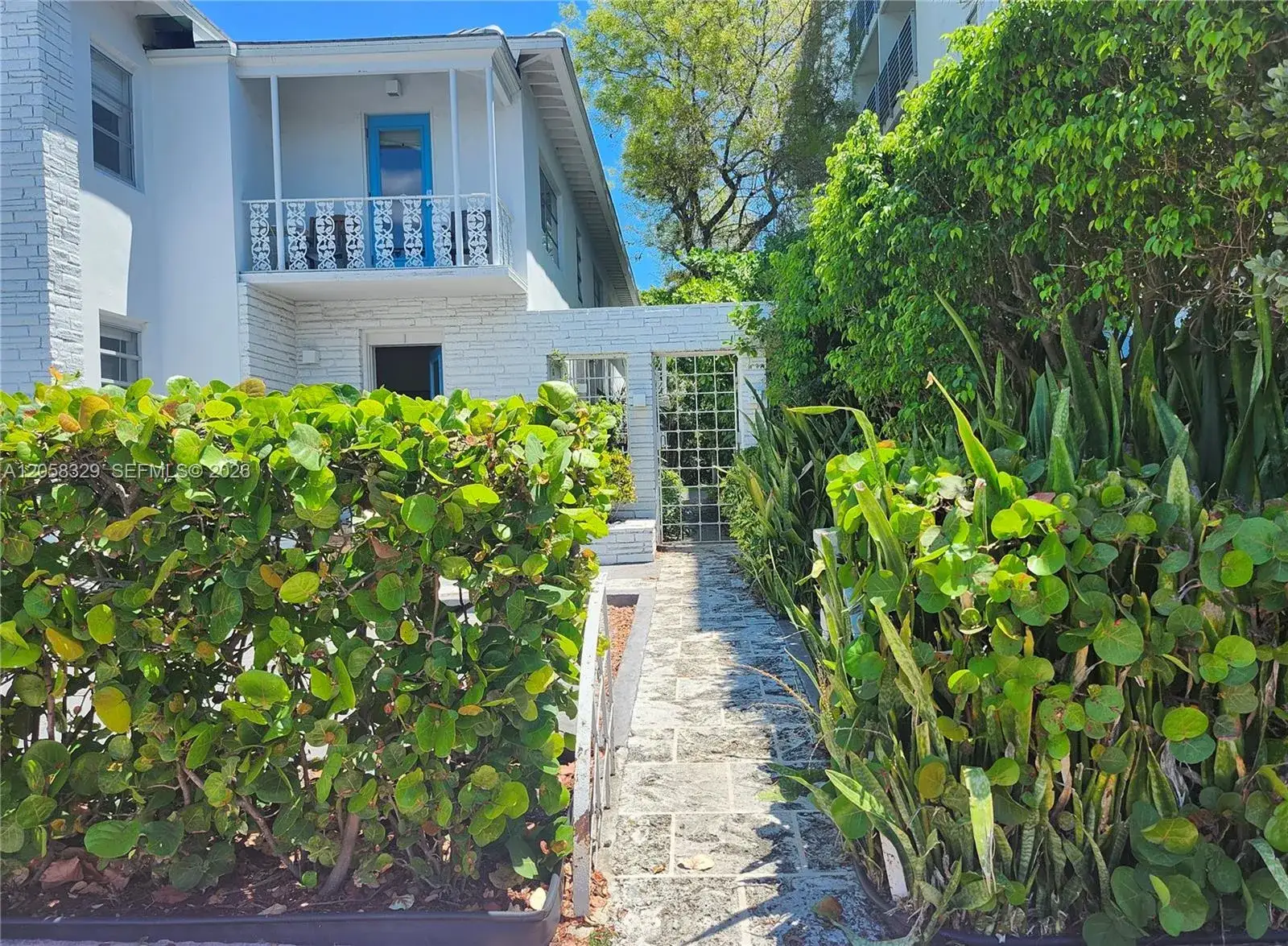 1 bath Residential Lease for rent at 1557 Euclid Ave # 5, Miami Beach FL 33139