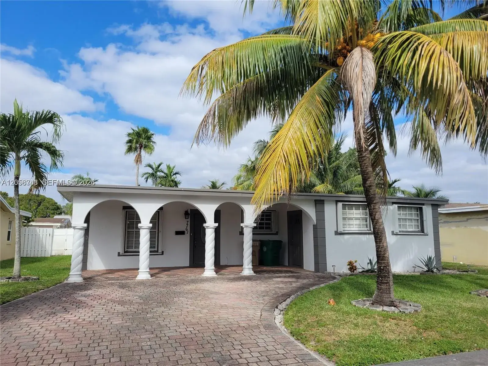 3 bedroom 2 bath Residential Lease for rent at 7761 NW 41st St # 7761, Hollywood FL 33024