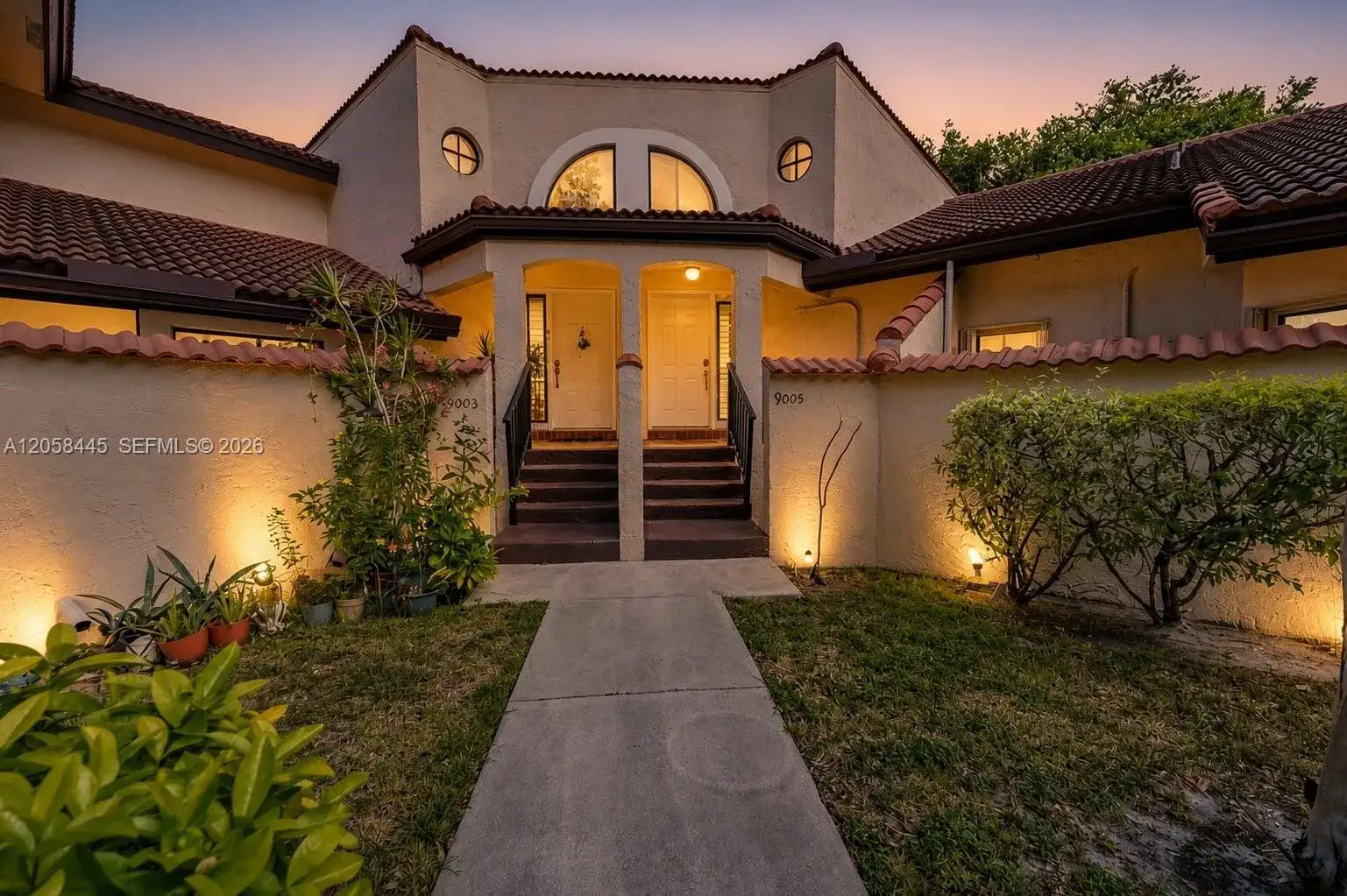 2 bedroom 2 bath Residential for sale at 9005 W Sunrise Blvd # 9005, Plantation FL 33322