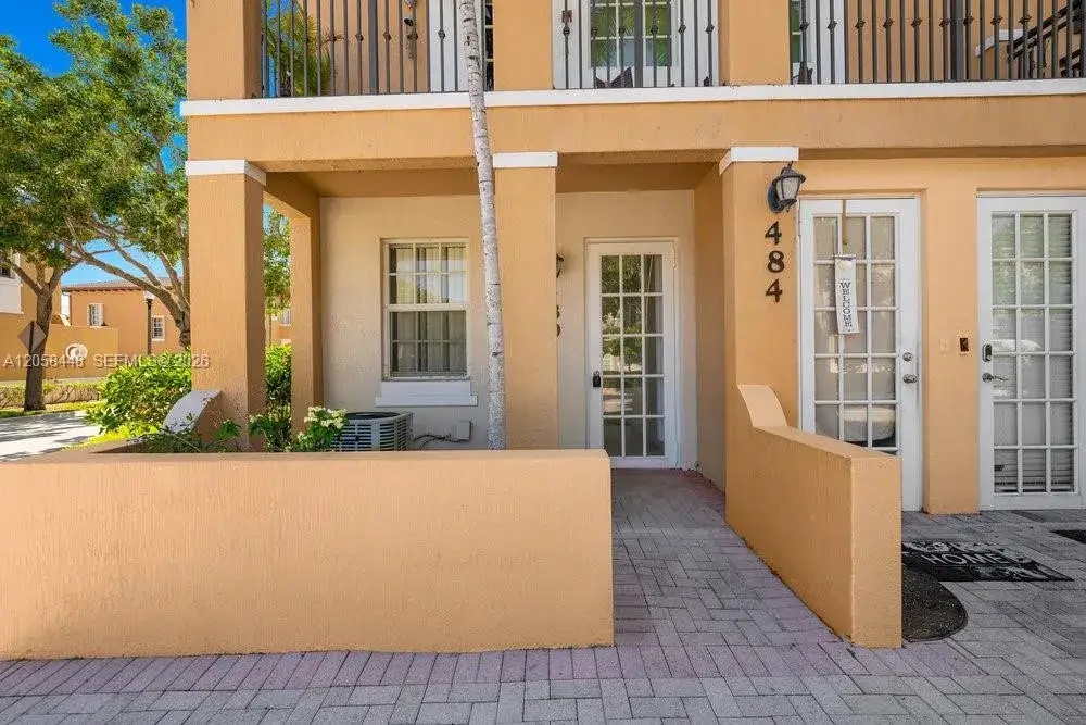 2 bedroom 2 bath Residential Lease for rent at 480 SW 147th Ave # 4616, Pembroke Pines FL 33027