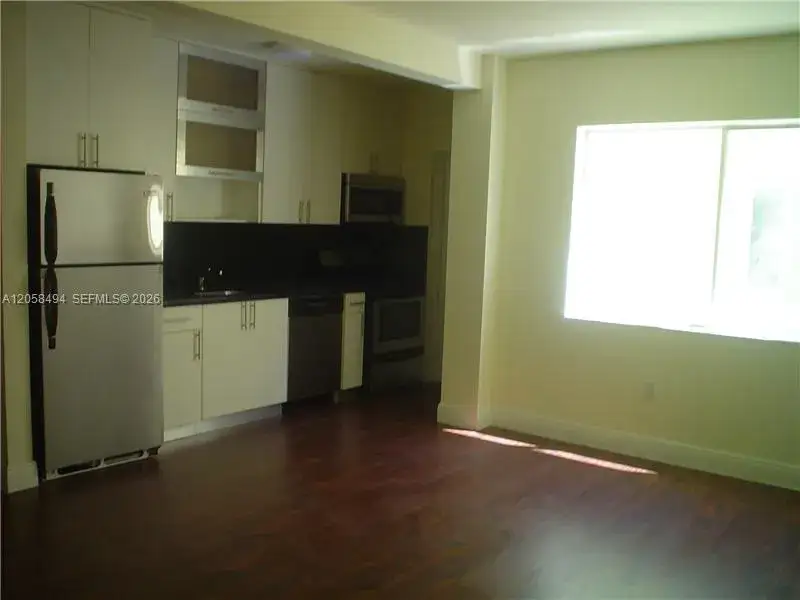 1 bedroom 1 bath Residential Lease for rent at 2931 Sheridan Ave # 12, Miami Beach FL 33140