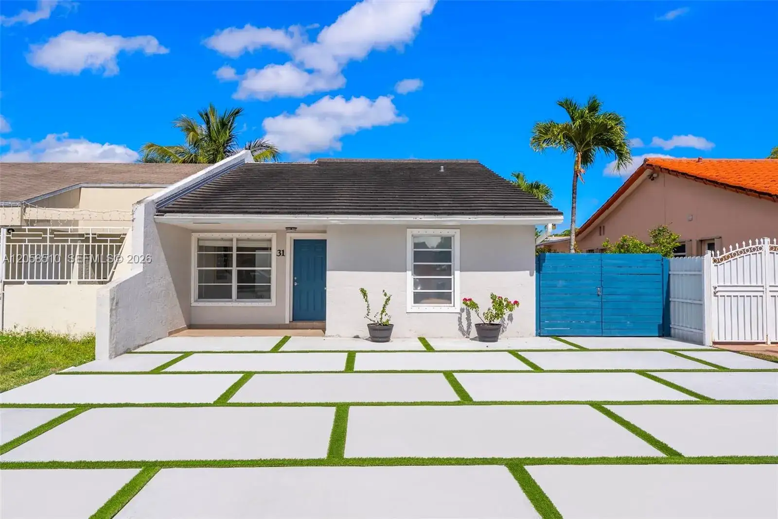 2 bedroom 2 bath Residential Lease for rent at 31 NW 108th Ct, Miami FL 33172