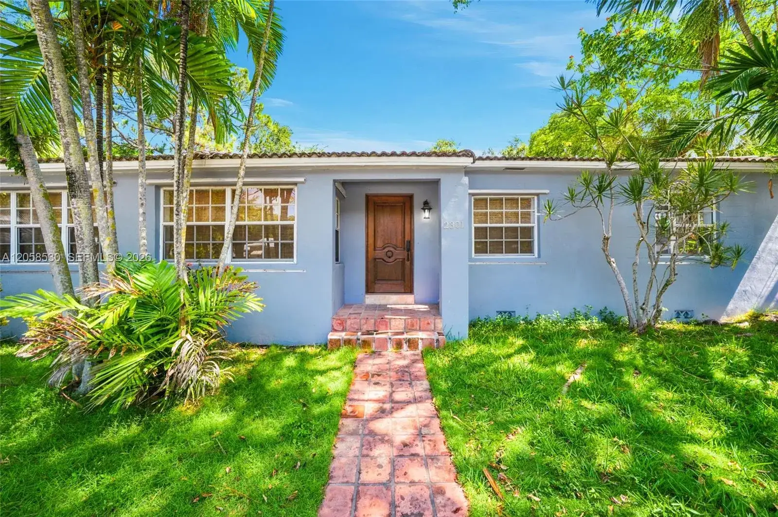 3 bedroom 2 bath Residential Lease for rent at 2301 Tequesta Ln # 2301, Miami FL 33133