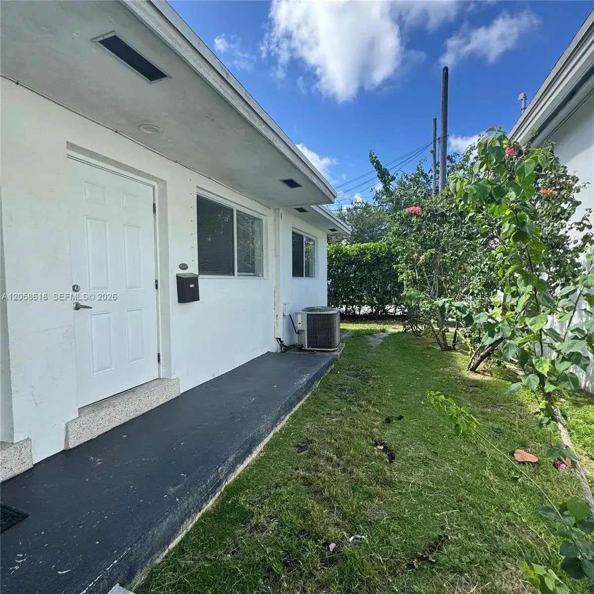 2 bedroom 2 bath Residential Lease for rent at 6157 SW 64th St # 6157, South Miami FL 33143