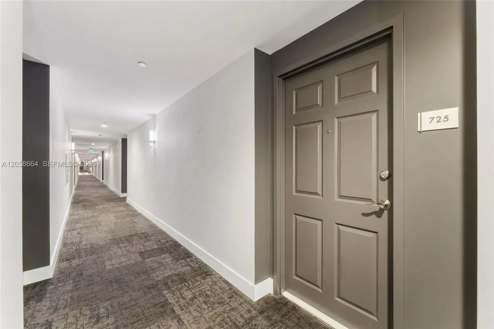2 bedroom 2 bath Residential Lease for rent at 140 S Dixie Hwy # 725, Hollywood FL 33020