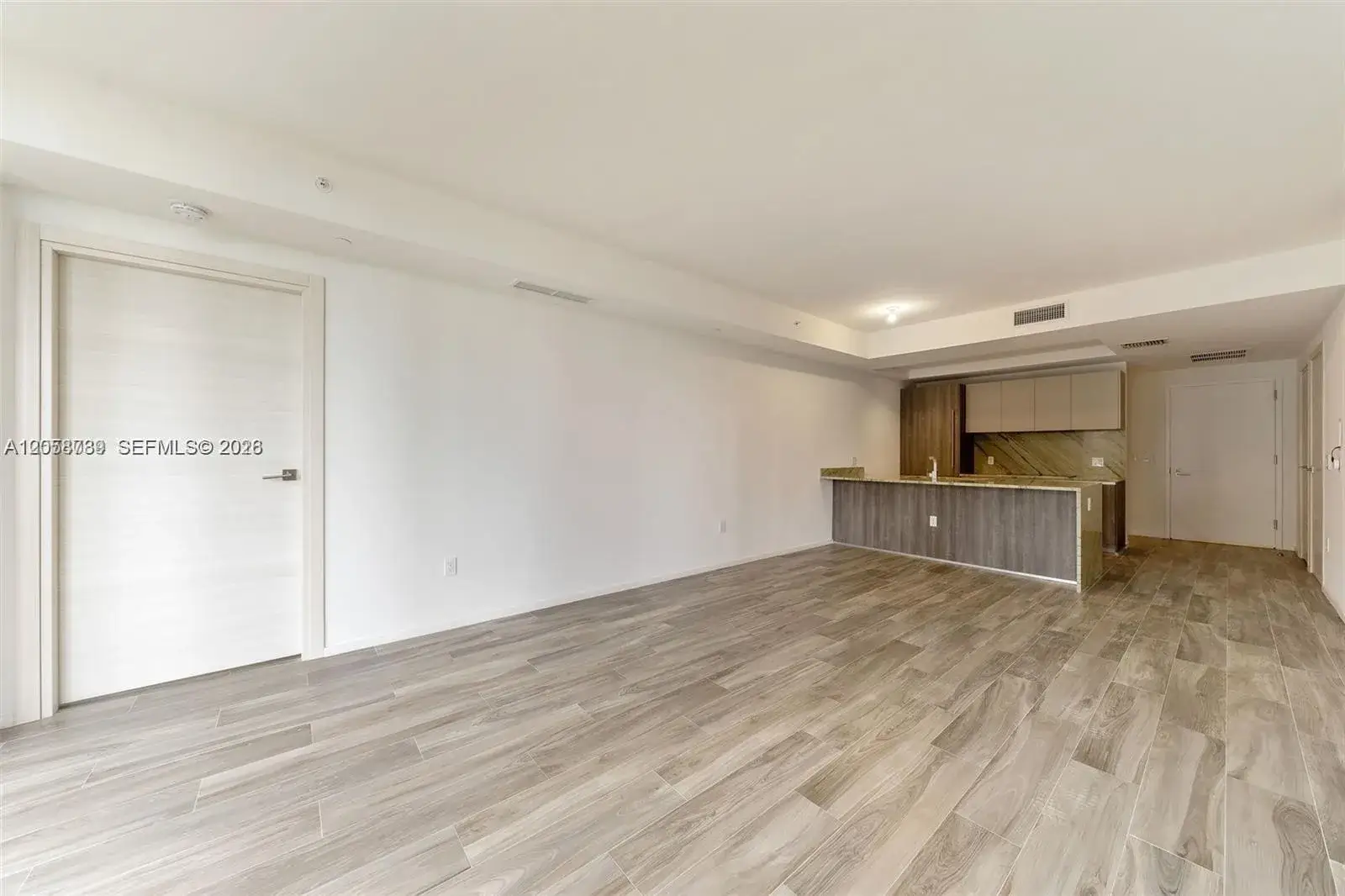 2 bedroom 2 bath Residential Lease for rent at 801 S Miami Ave # 2302, Miami FL 33130