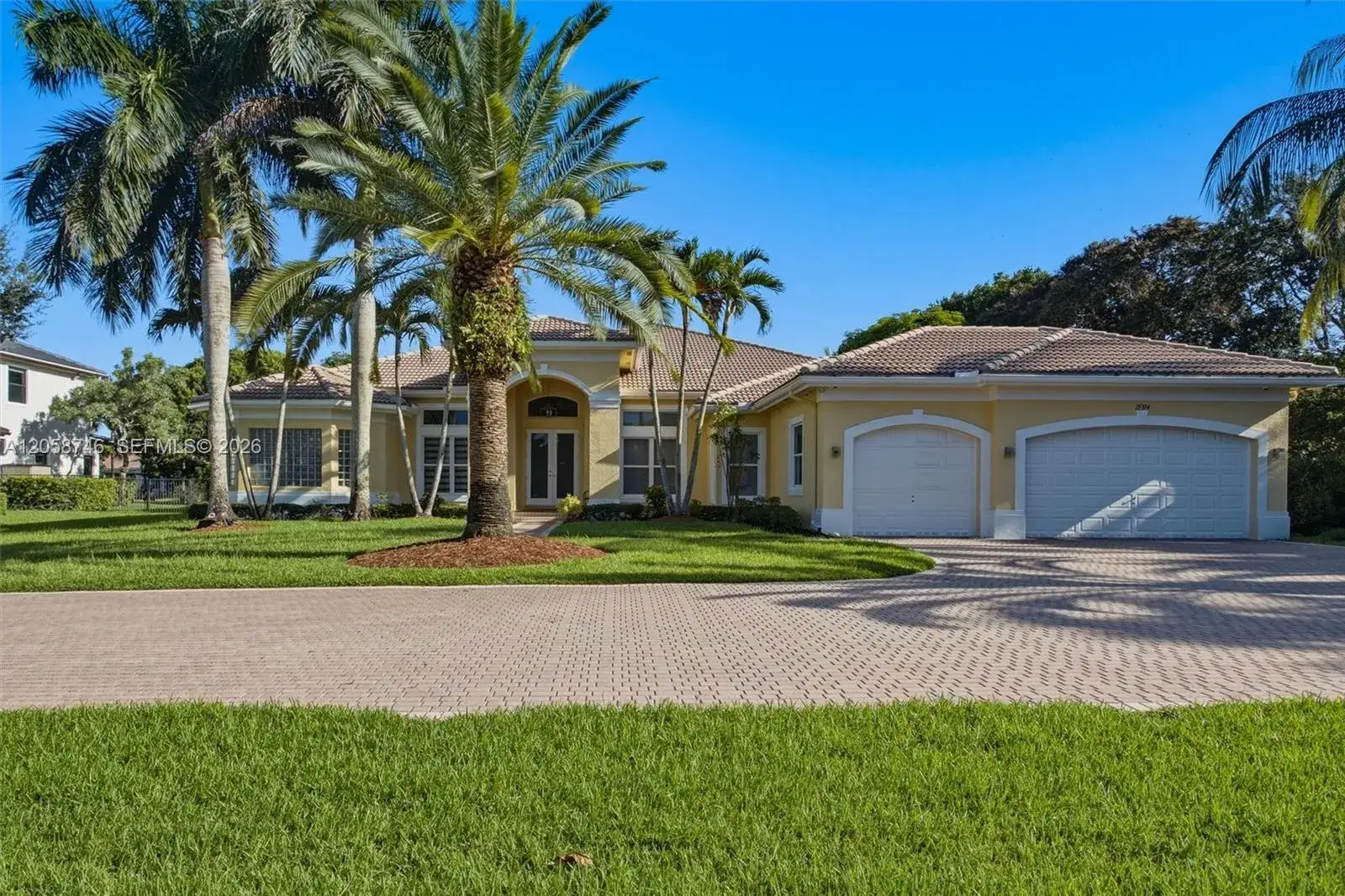 5 bedroom 4 bath Residential for sale at 15374 SW 34th St, Davie FL 33331