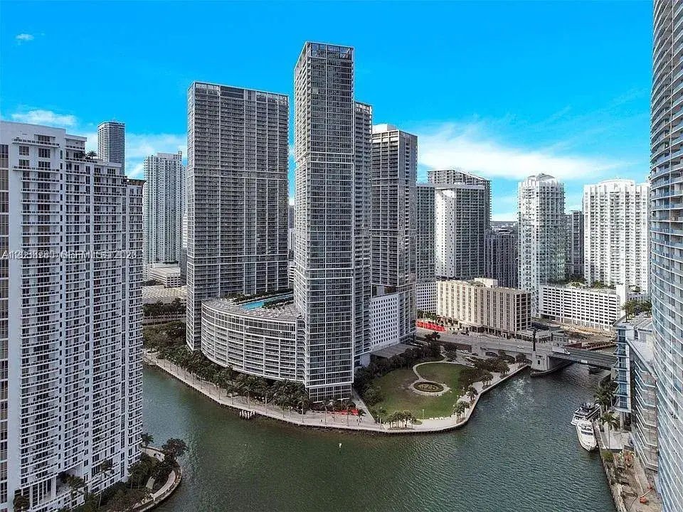 1 bath Residential Lease for rent at 475 Brickell Ave # 3710, Miami FL 33131