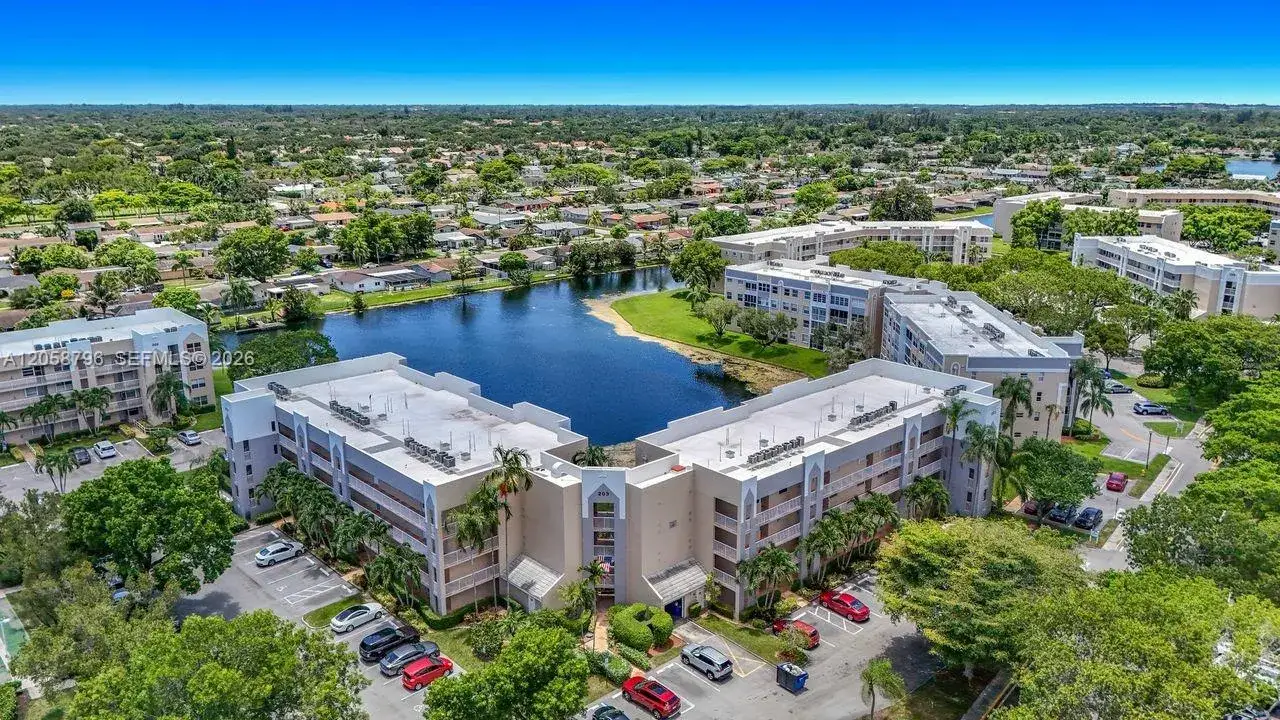 2 bedroom 2 bath Residential for sale at 10208 NW 24th Pl # 205, Sunrise FL 33322