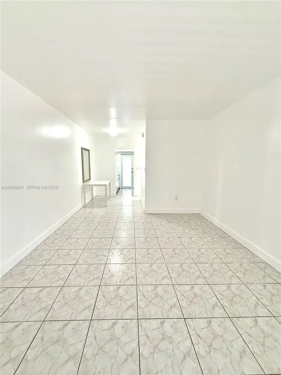 1 bath Residential Lease for rent at 1021 Michigan Ave # 3, Miami Beach FL 33139