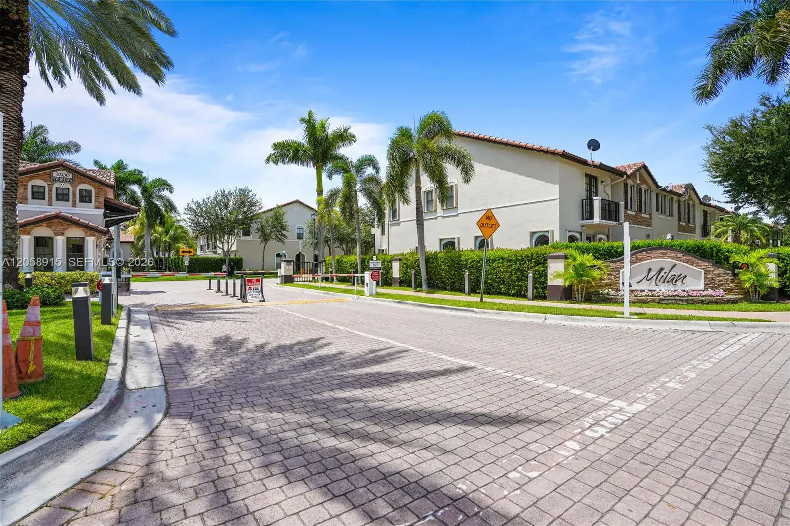 3 bedroom 2 bath Residential for sale at 10341 NW 32nd Ter, Doral FL 33172