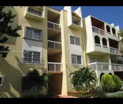 1 bedroom 1 bath Residential Lease for rent at 7720 Camino Real # 107, Miami FL 33143