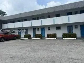 1 bedroom 1 bath Residential for sale at 19051 NE 2nd Ave # 1503, Miami FL 33179