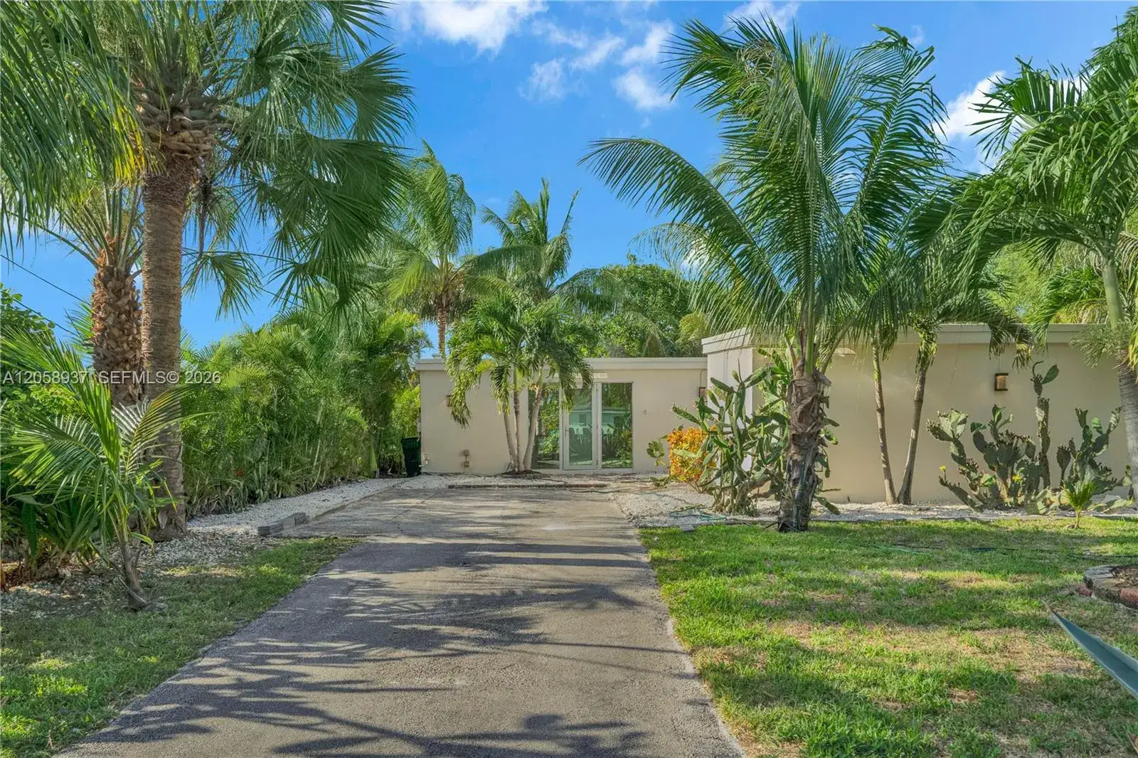 3 bedroom 2 bath Residential for sale at 5801 NW 20th St, Margate FL 33063