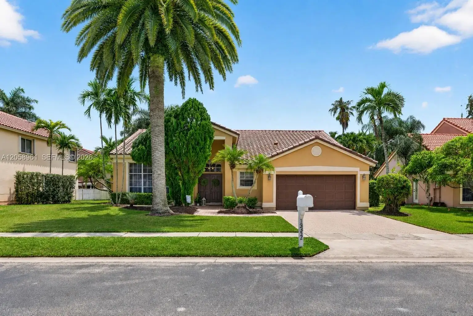 4 bedroom 2 bath Residential for sale at 19352 NW 11th St, Pembroke Pines FL 33029