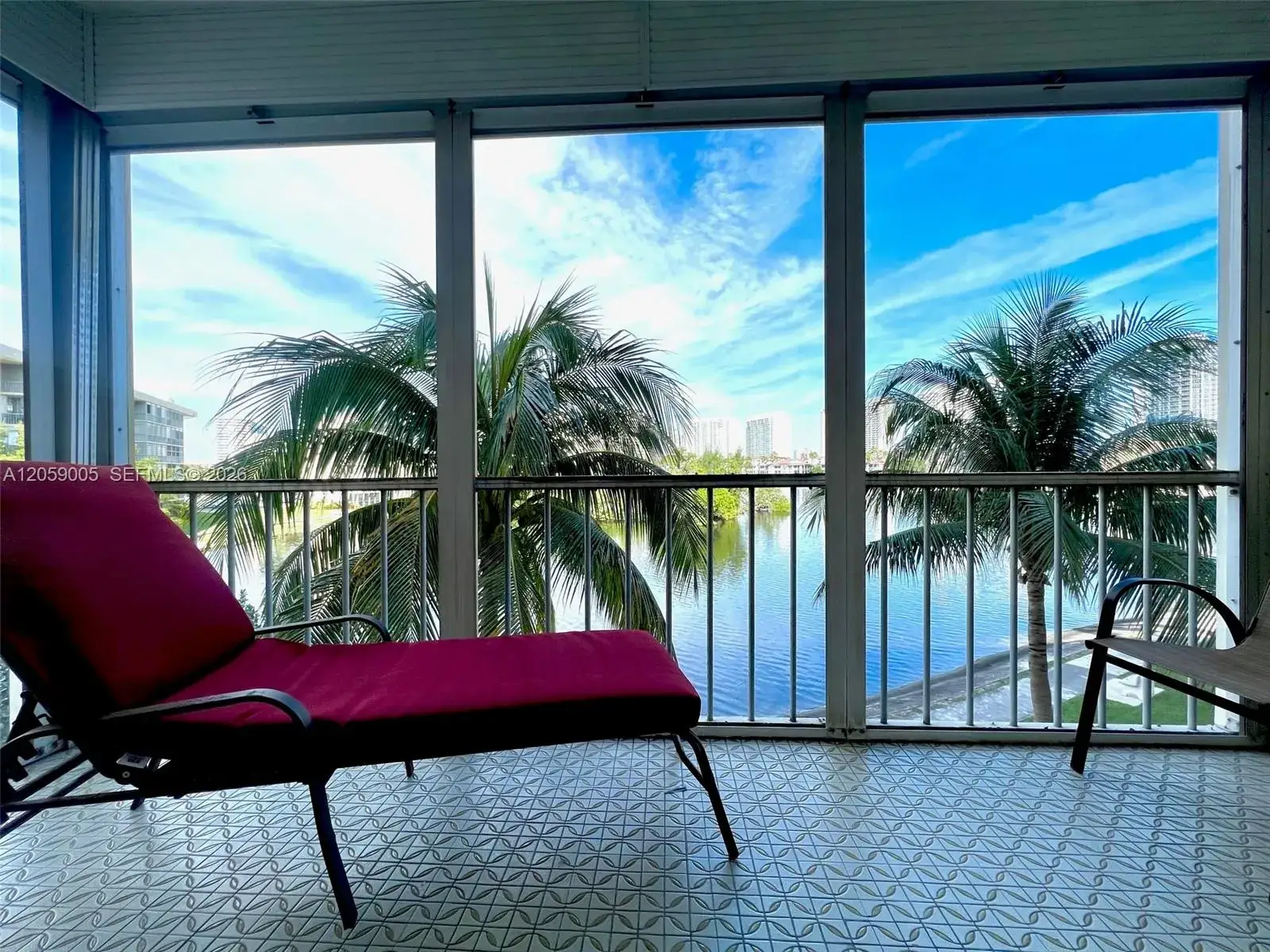 2 bedroom 2 bath Residential Lease for rent at 3030 Marcos Dr # T302, Aventura FL 33160