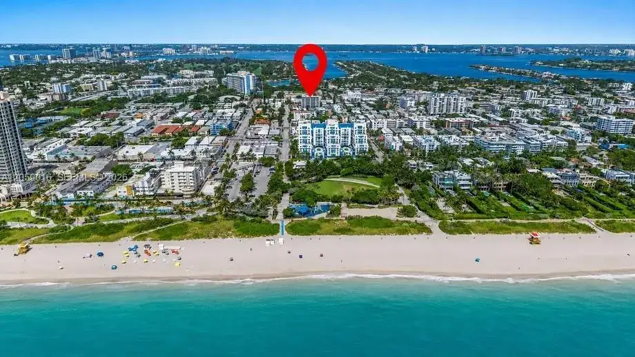 1 bedroom 1 bath Residential for sale at 7620 Carlyle Ave # 206, Miami Beach FL 33141