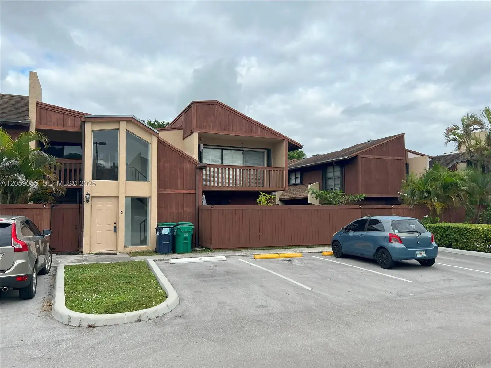 3 bedroom 2 bath Residential Lease for rent at 6211 SW 116th Pl # F, Miami FL 33173