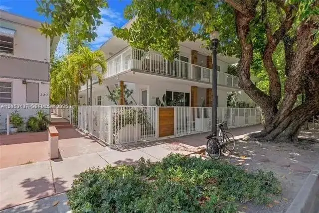 1 bath Residential for sale at 224 Meridian Ave # 9, Miami Beach FL 33139