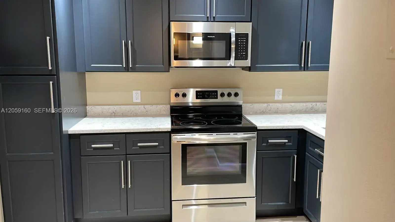 1 bedroom 1 bath Residential Lease for rent at 120 Royal Park Dr # 2D, Oakland Park FL 33309