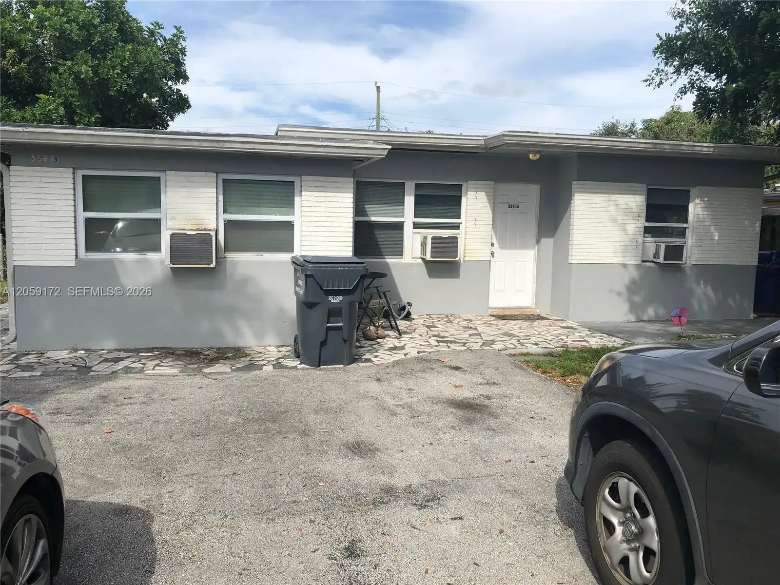 2 bedroom 1 bath Residential Lease for rent at 5647 Hayes St # A, Hollywood FL 33021