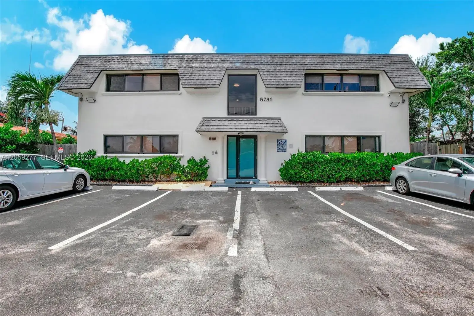 1 bedroom 1 bath Residential Lease for rent at 5731 NE 18TH AVE # 2, Fort Lauderdale FL 33334